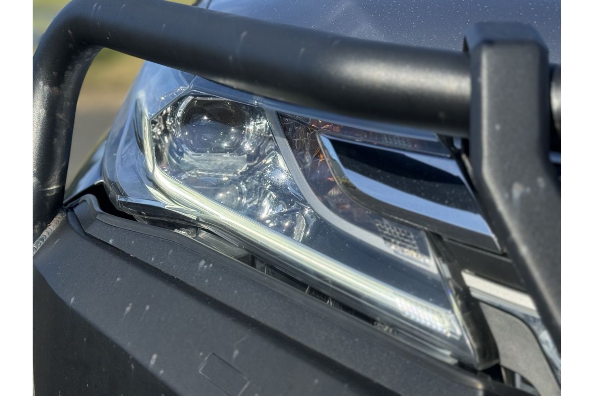 2017 Mitsubishi Pajero GLX NX