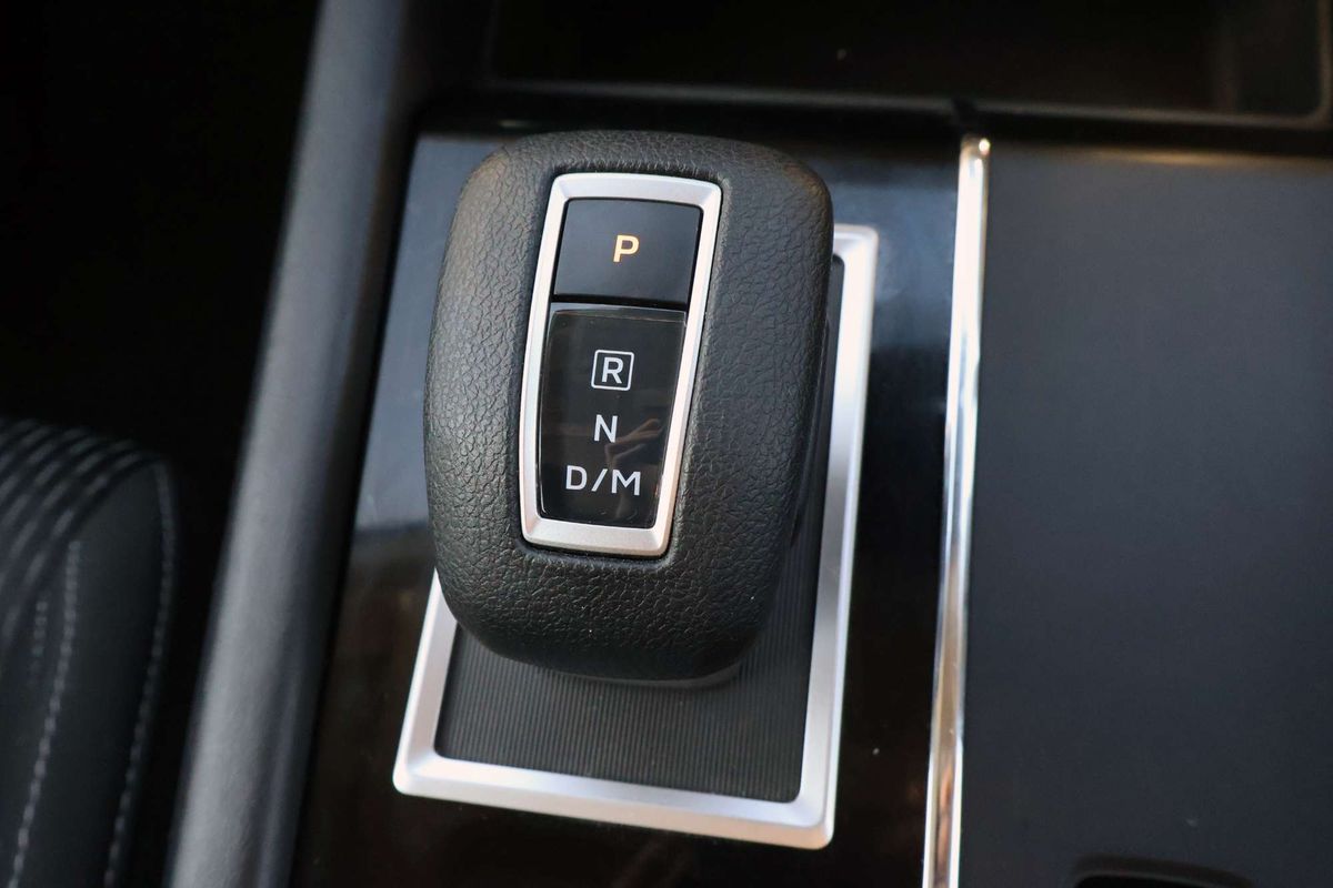 2024 Mitsubishi Outlander ES ZM