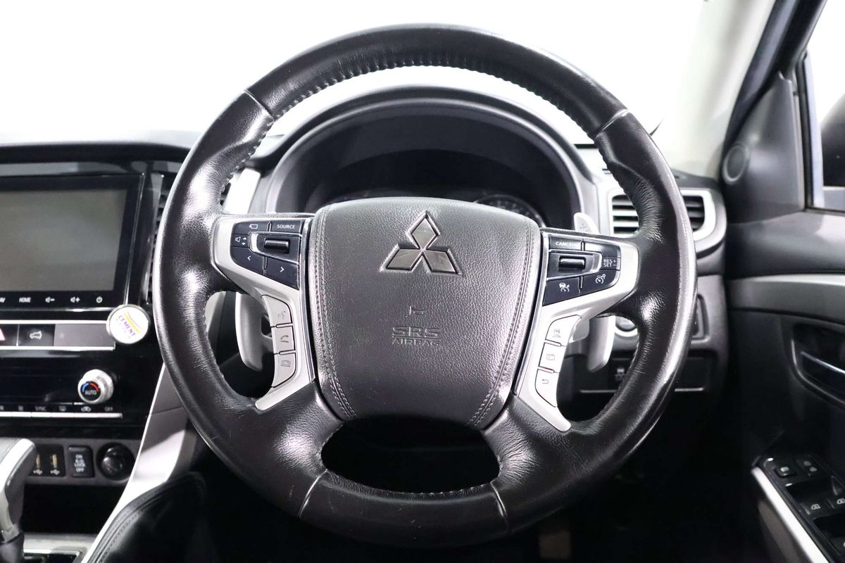 2022 Mitsubishi Pajero Sport GLS QF