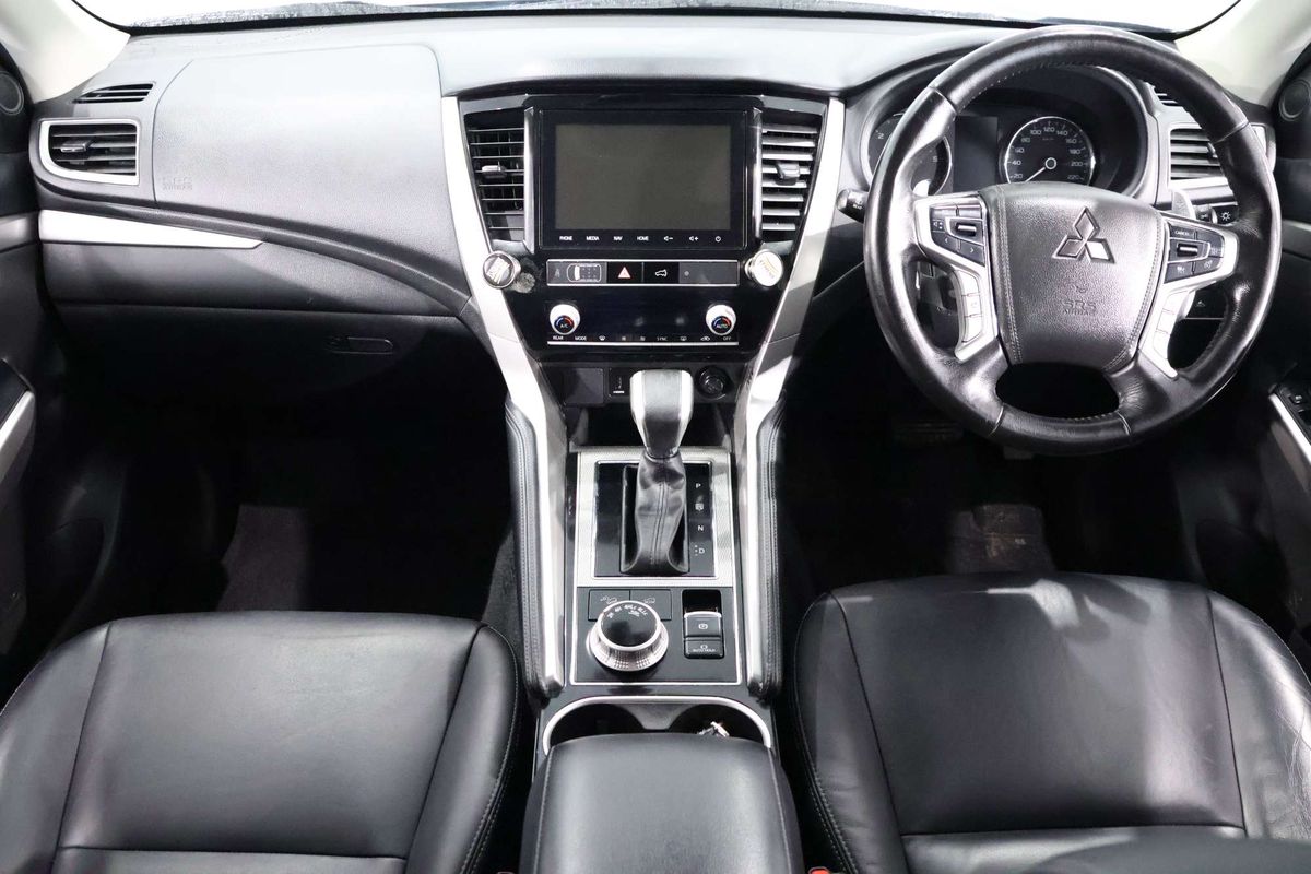 2022 Mitsubishi Pajero Sport GLS QF