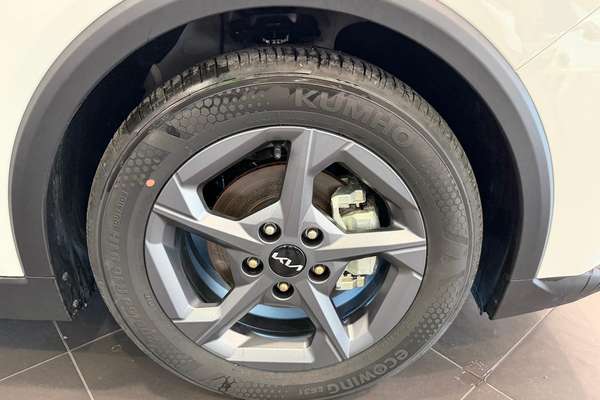 2025 Kia K4 S CL4m thumb-8