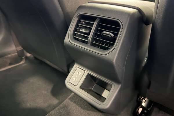 2025 Kia K4 S CL4m thumb-15