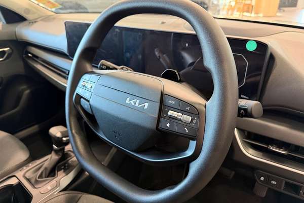 2025 Kia K4 S CL4m thumb-16