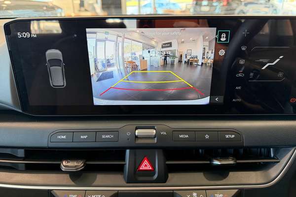 2025 Kia K4 S CL4m thumb-21