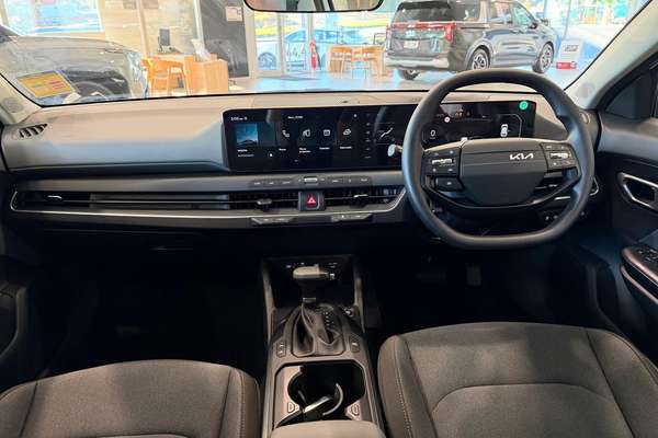 2025 Kia K4 S CL4m thumb-22