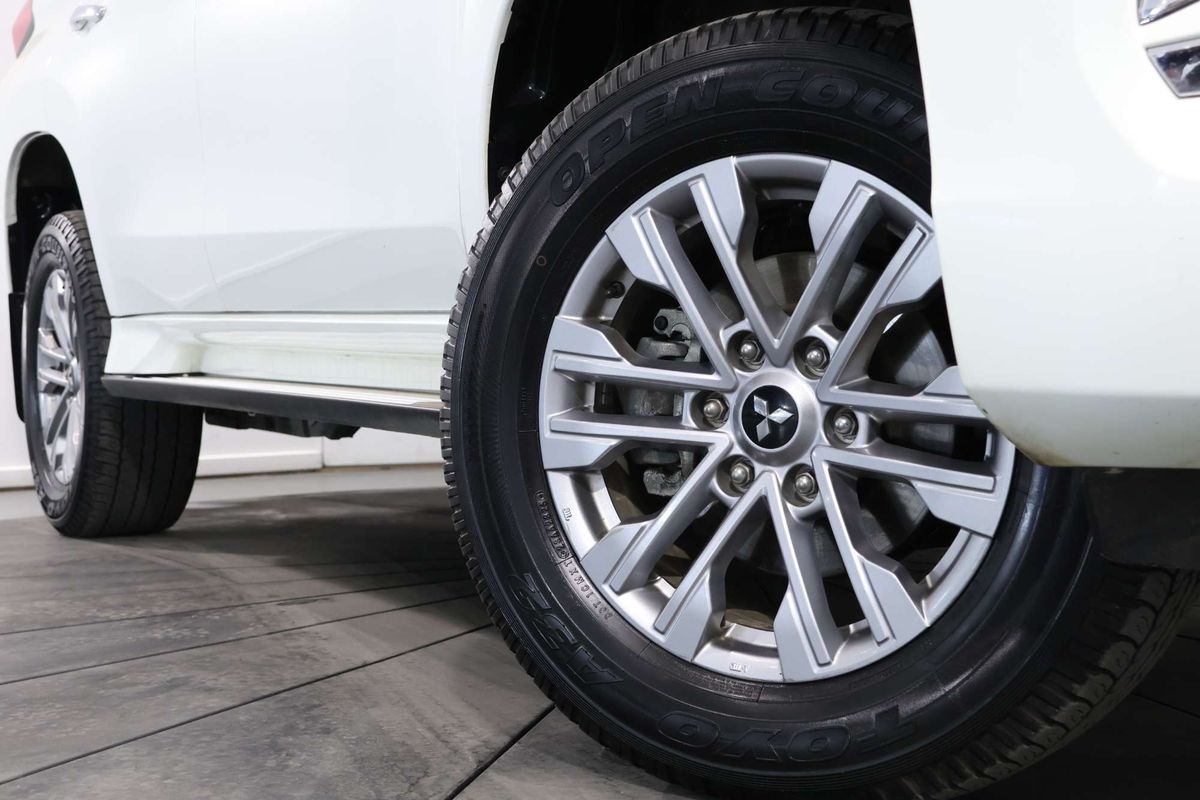 2023 Mitsubishi Pajero Sport GLX QF