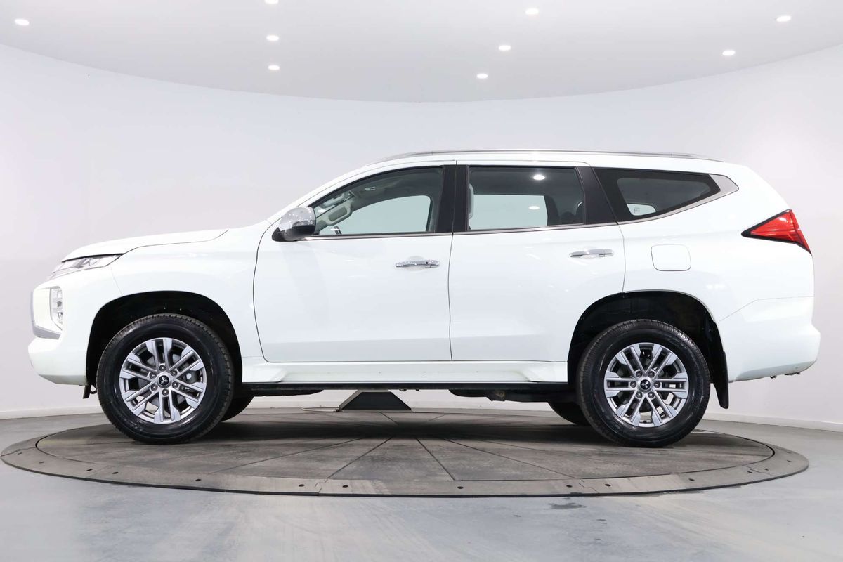 2023 Mitsubishi Pajero Sport GLX QF