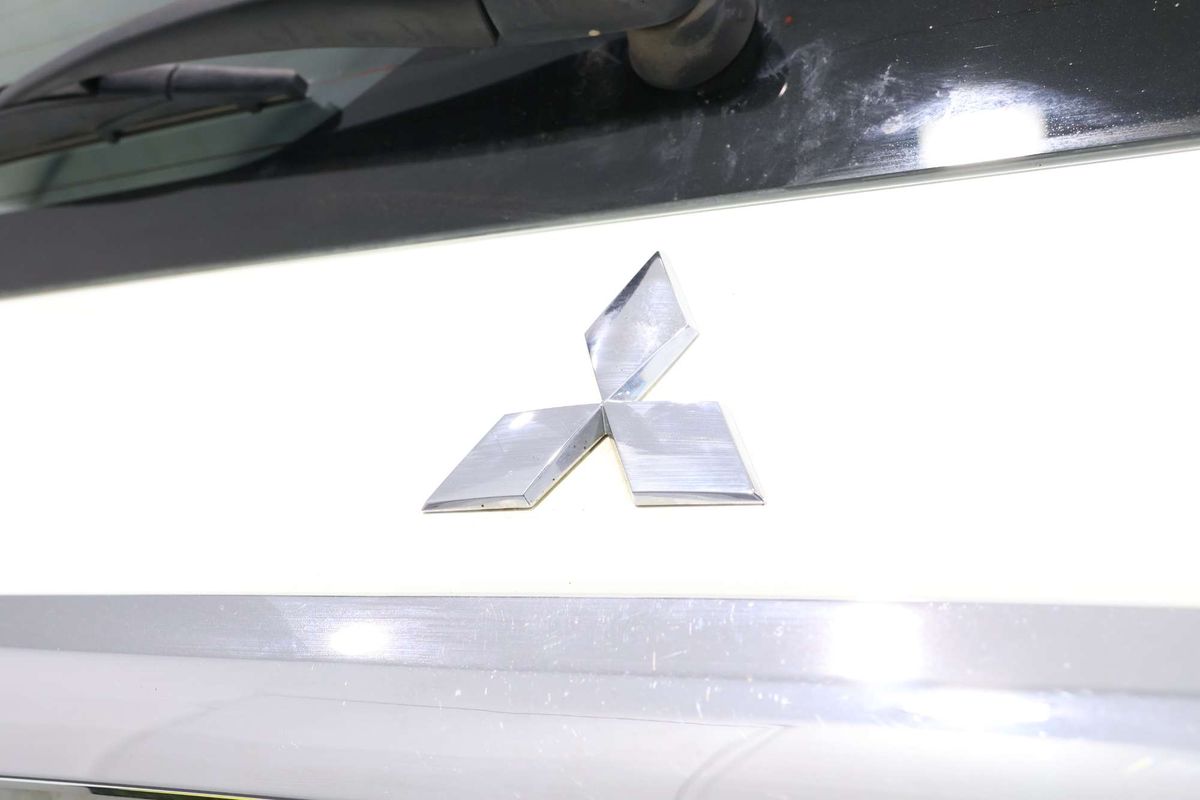 2023 Mitsubishi Pajero Sport GLX QF