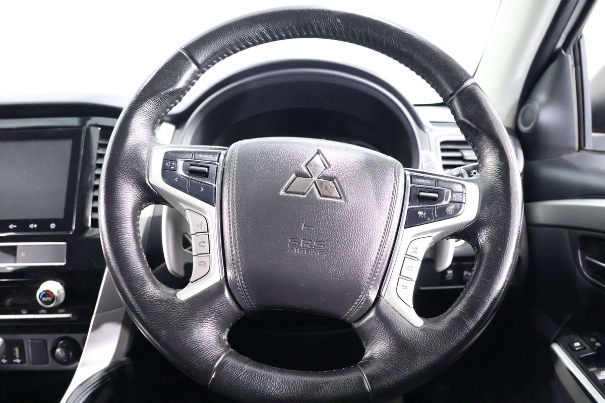 2023 Mitsubishi Pajero Sport GLX QF
