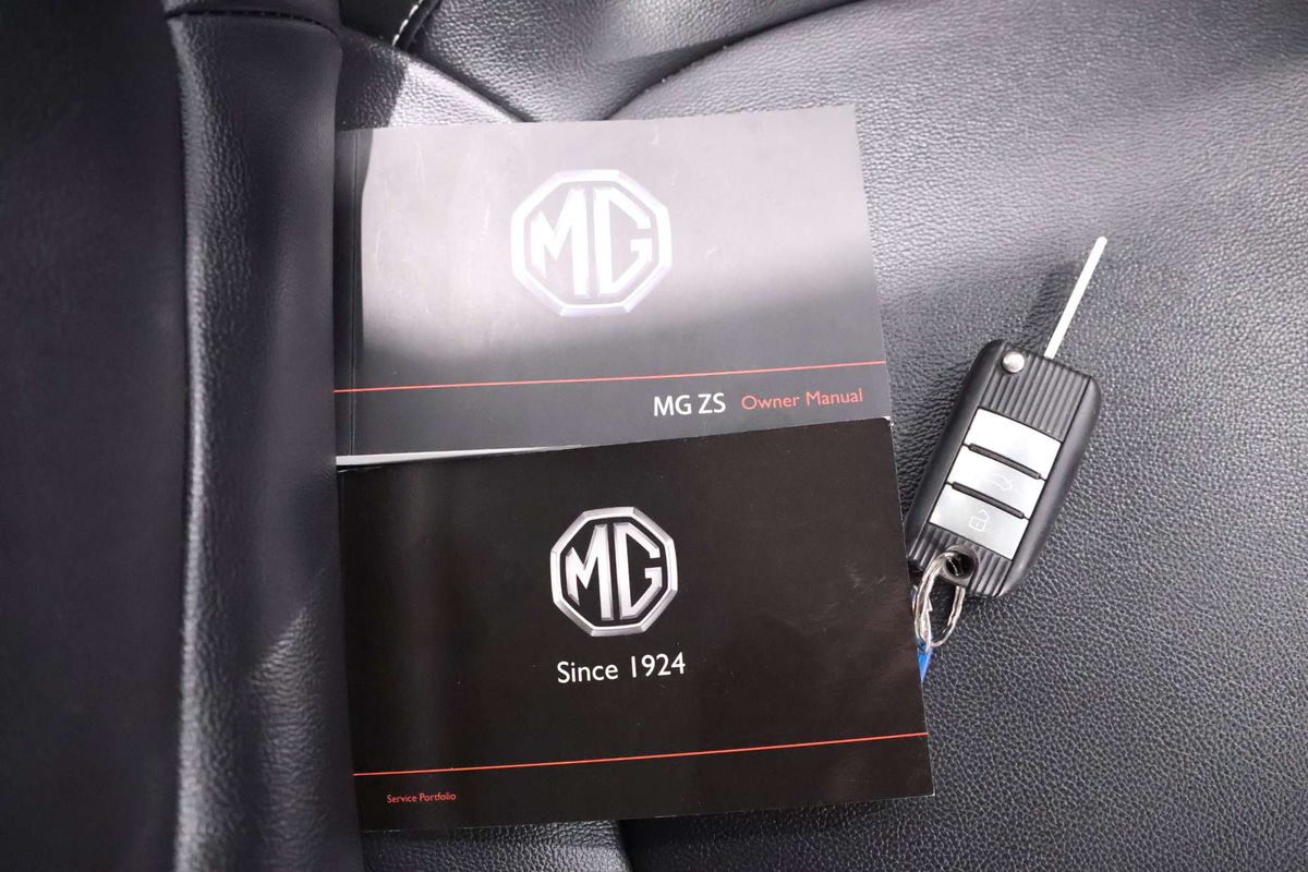 2023 MG ZS Excite AZS1