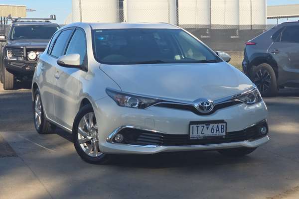 2018 Toyota Corolla Ascent Sport ZRE182R