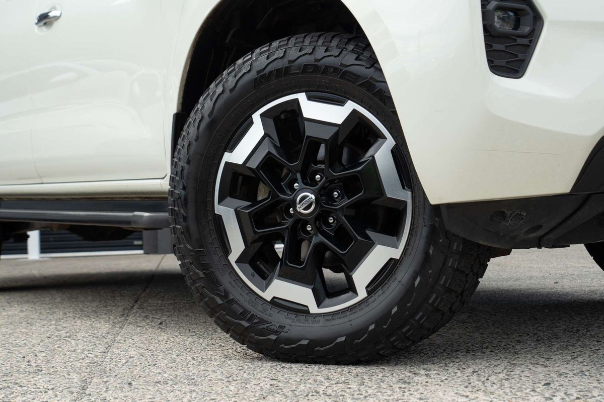 2023 Nissan Navara ST-X D23 4X4