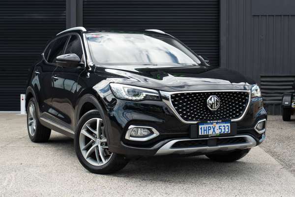 2022 MG HS Essence SAS23