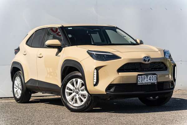 2025 Toyota Yaris Cross GXL