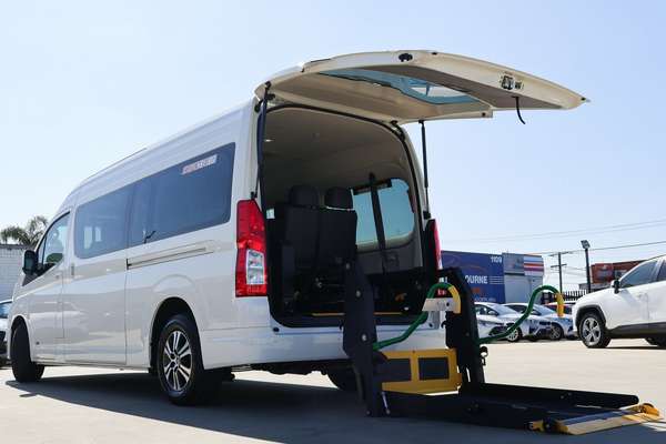 2022 Toyota Hiace Commuter GL GDH322R ELWB High Roof