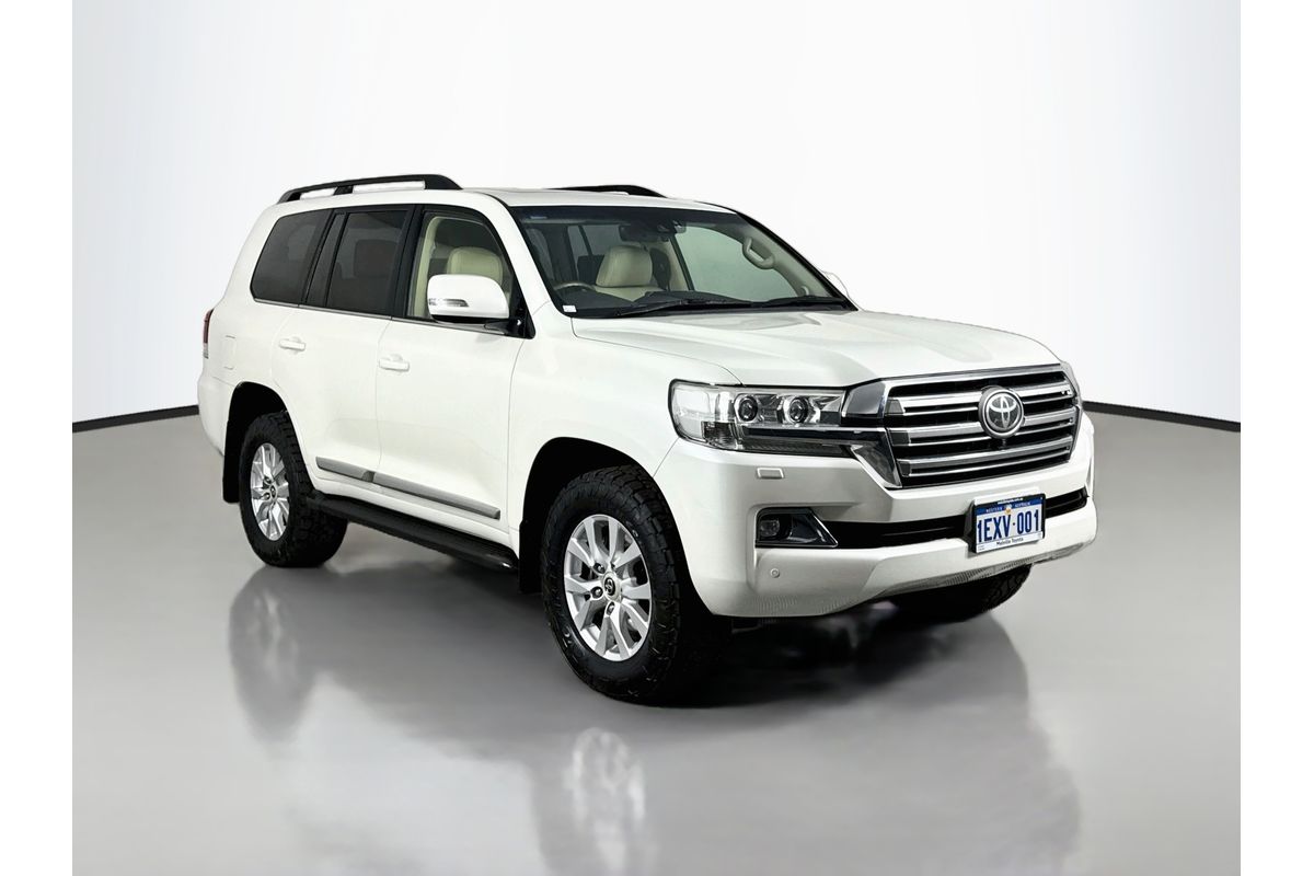 2015 Toyota Landcruiser Sahara URJ202R