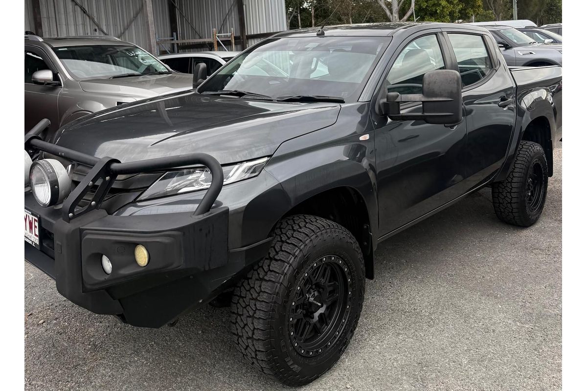 2018 Mitsubishi Triton GLX+ MR 4X4