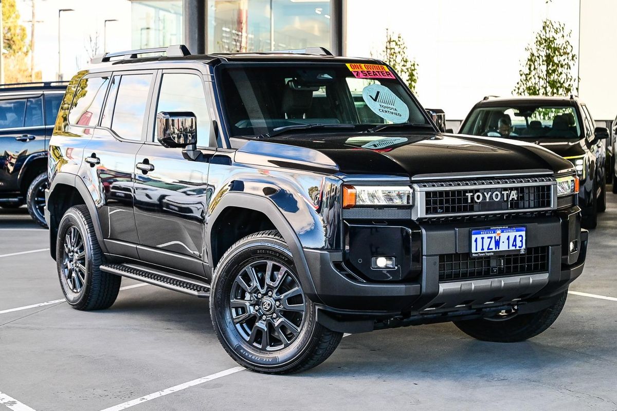 2025 Toyota Landcruiser Prado