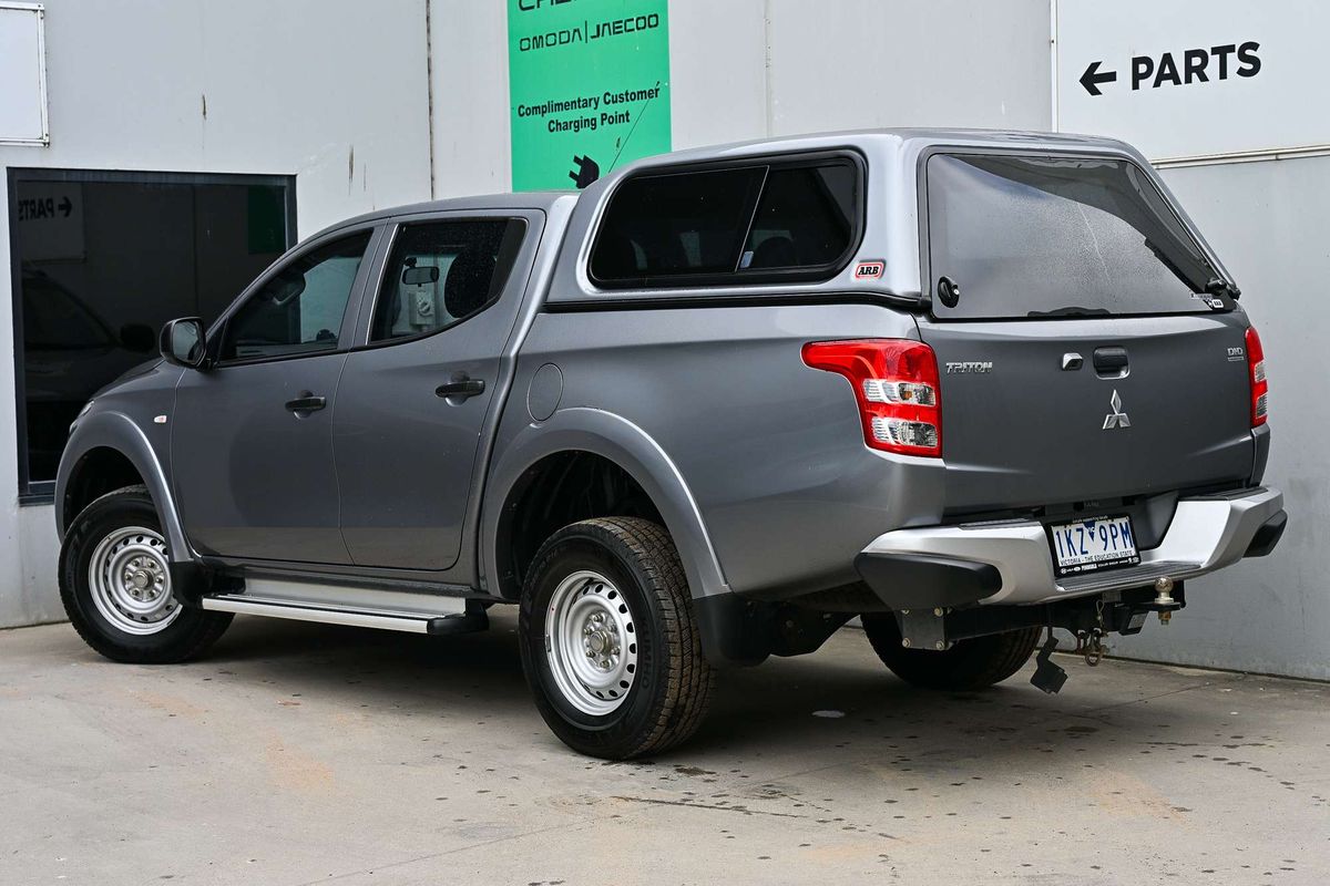 2017 Mitsubishi Triton GLX MQ 4X4