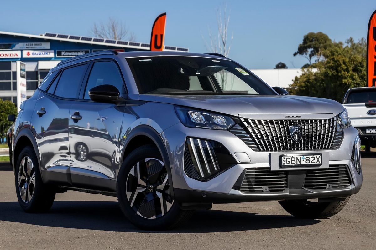 2025 Peugeot 2008 Allure Hybrid P24