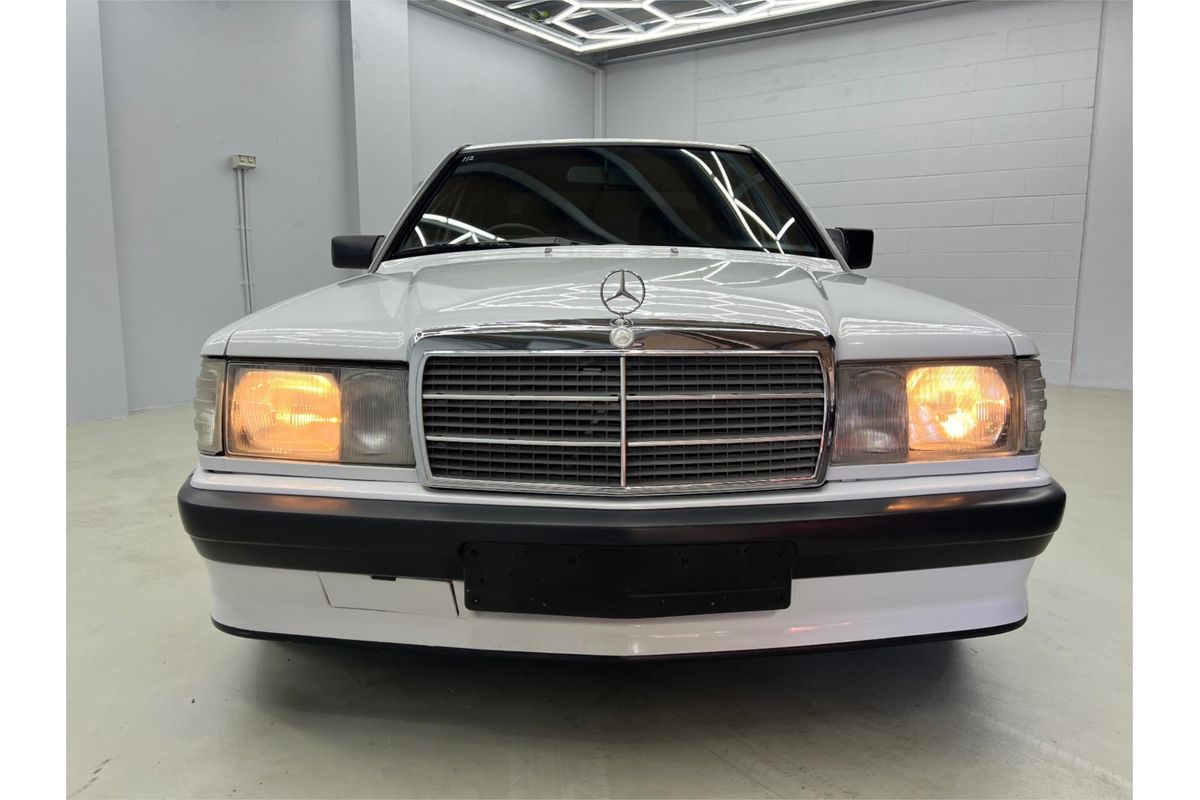 1990 Mercedes-Benz 190E W201