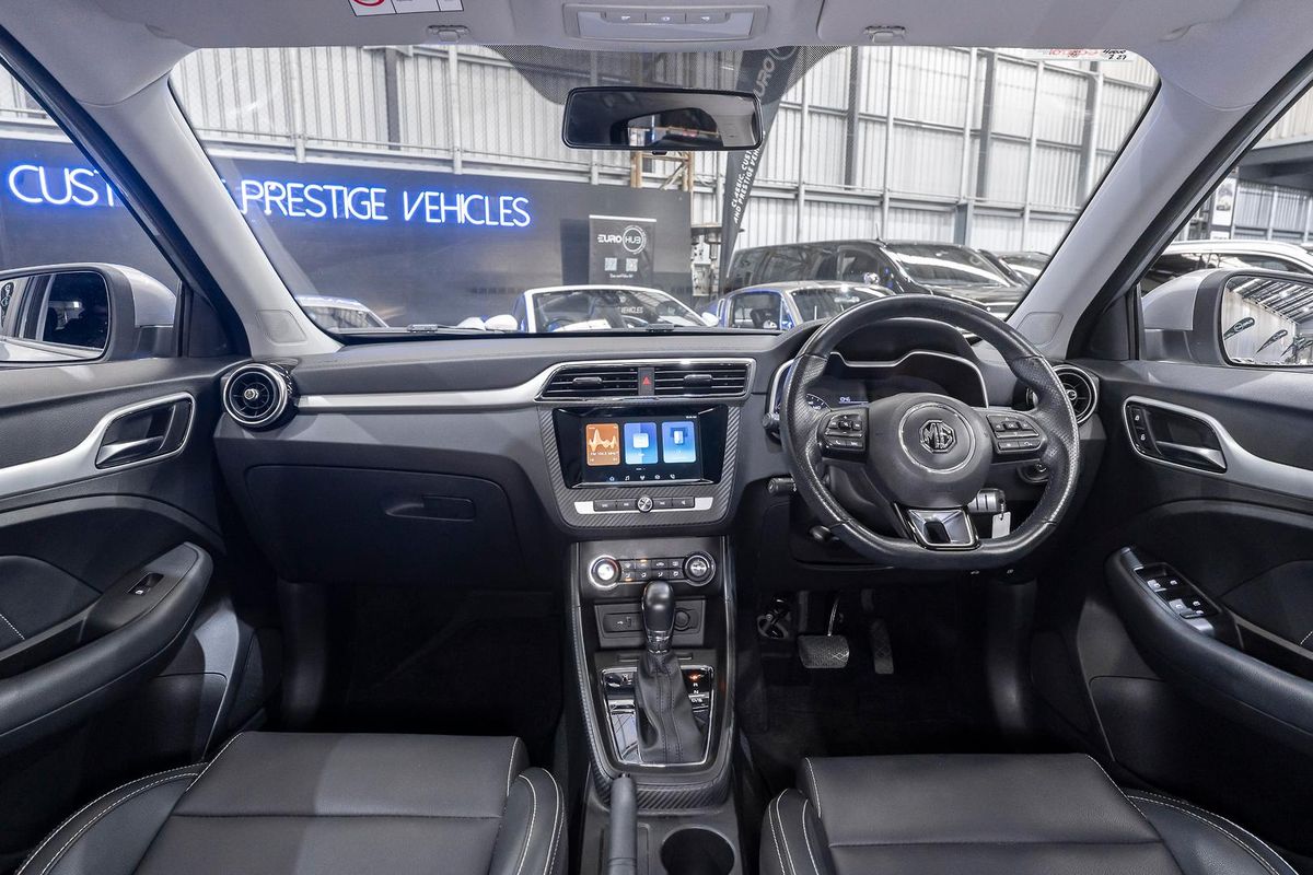 2023 MG ZS Essence AZS1