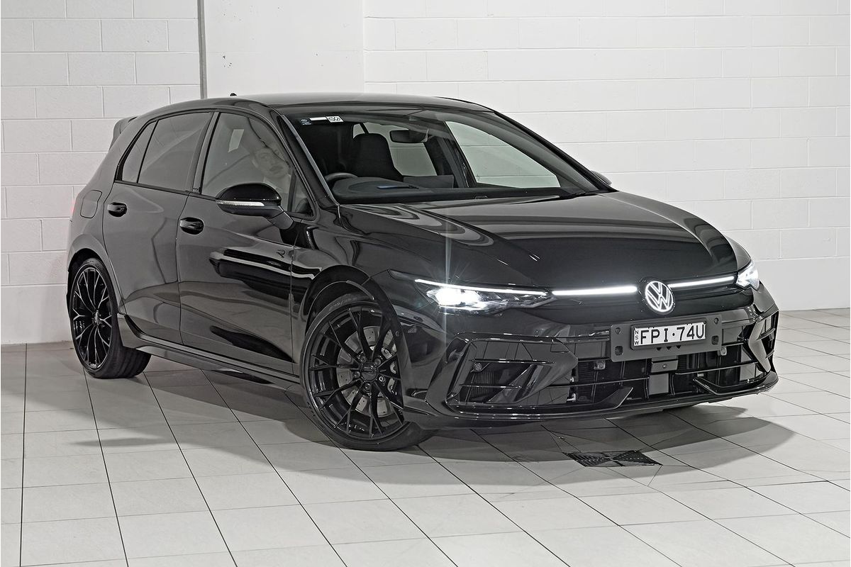 2025 Volkswagen Golf R Black Edition 8.5