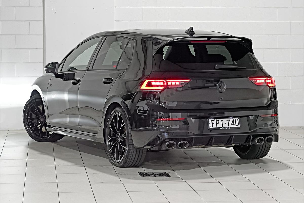 2025 Volkswagen Golf R Black Edition 8.5