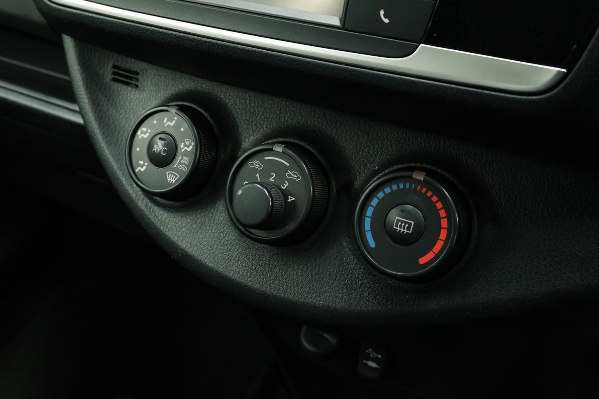 2015 Toyota Yaris Ascent NCP130R