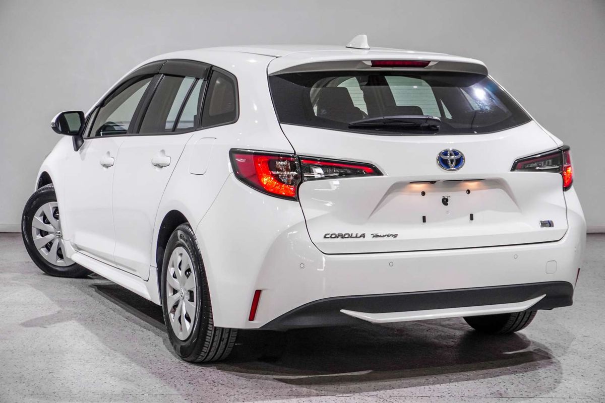 2021 Toyota Corolla Touring G-X Hybrid ZWE211W