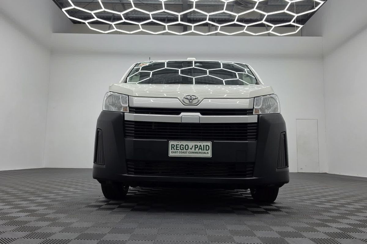 2022 Toyota Hiace GDH300R LWB