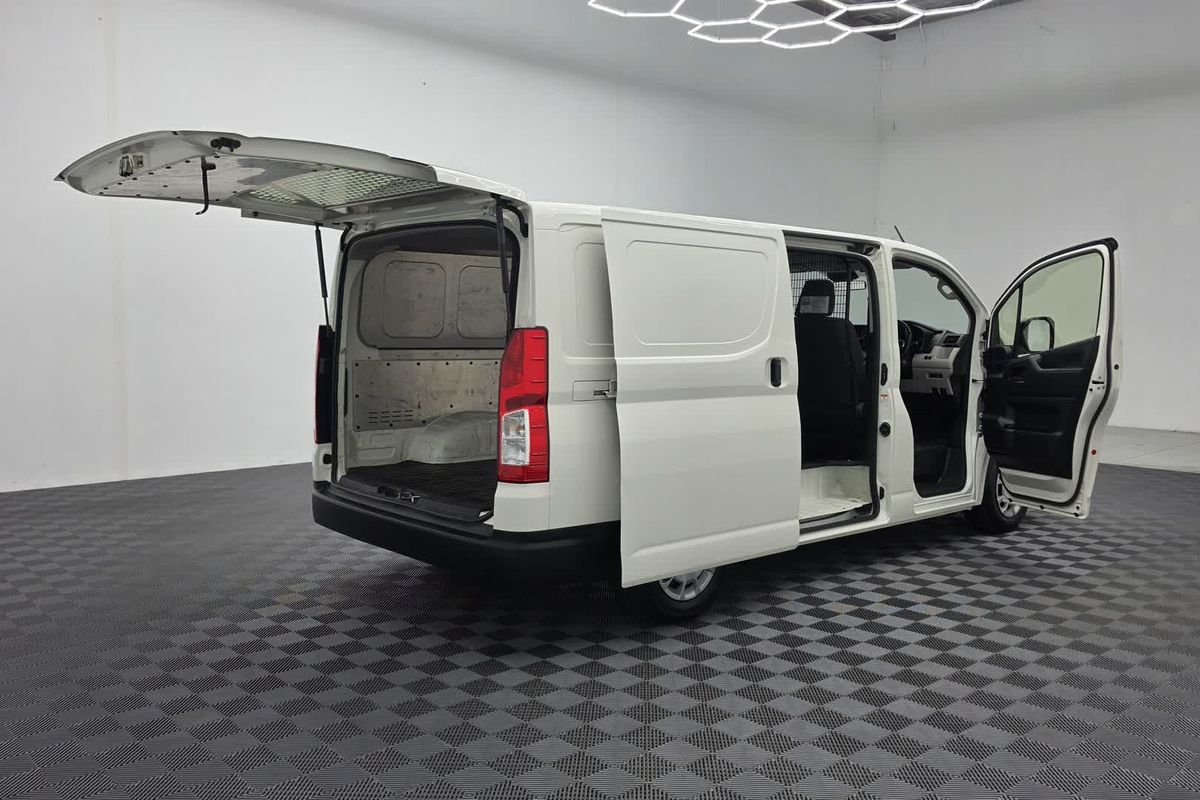 2022 Toyota Hiace GDH300R LWB