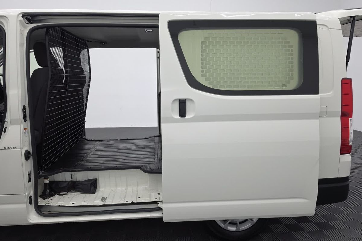 2022 Toyota Hiace GDH300R LWB