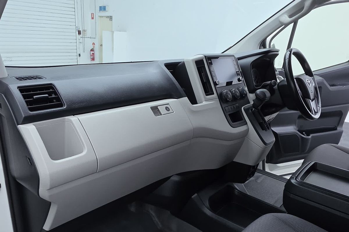 2022 Toyota Hiace GDH300R LWB
