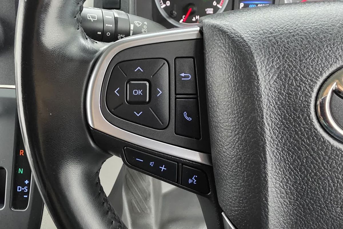 2022 Toyota Hiace GDH300R LWB
