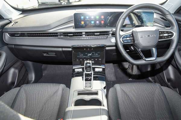 2026 Chery Tiggo 4 Urban thumb-16