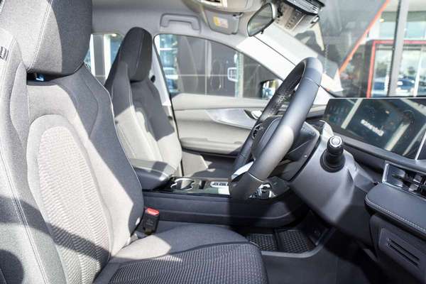 2026 Chery Tiggo 4 Urban thumb-9