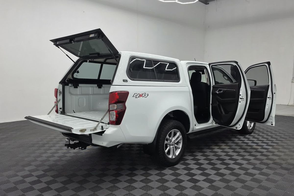 2022 Isuzu D-MAX LS-M 4X4
