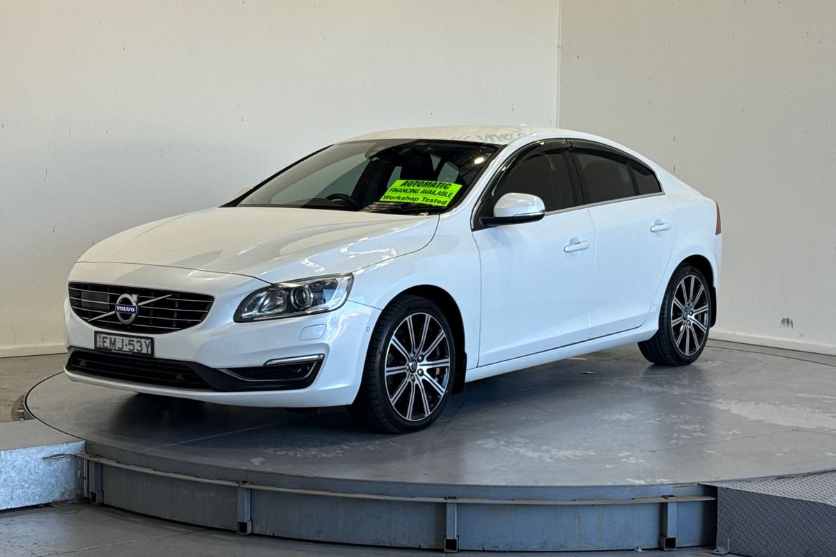 2016 Volvo S60 T5 LUXURY F MY17