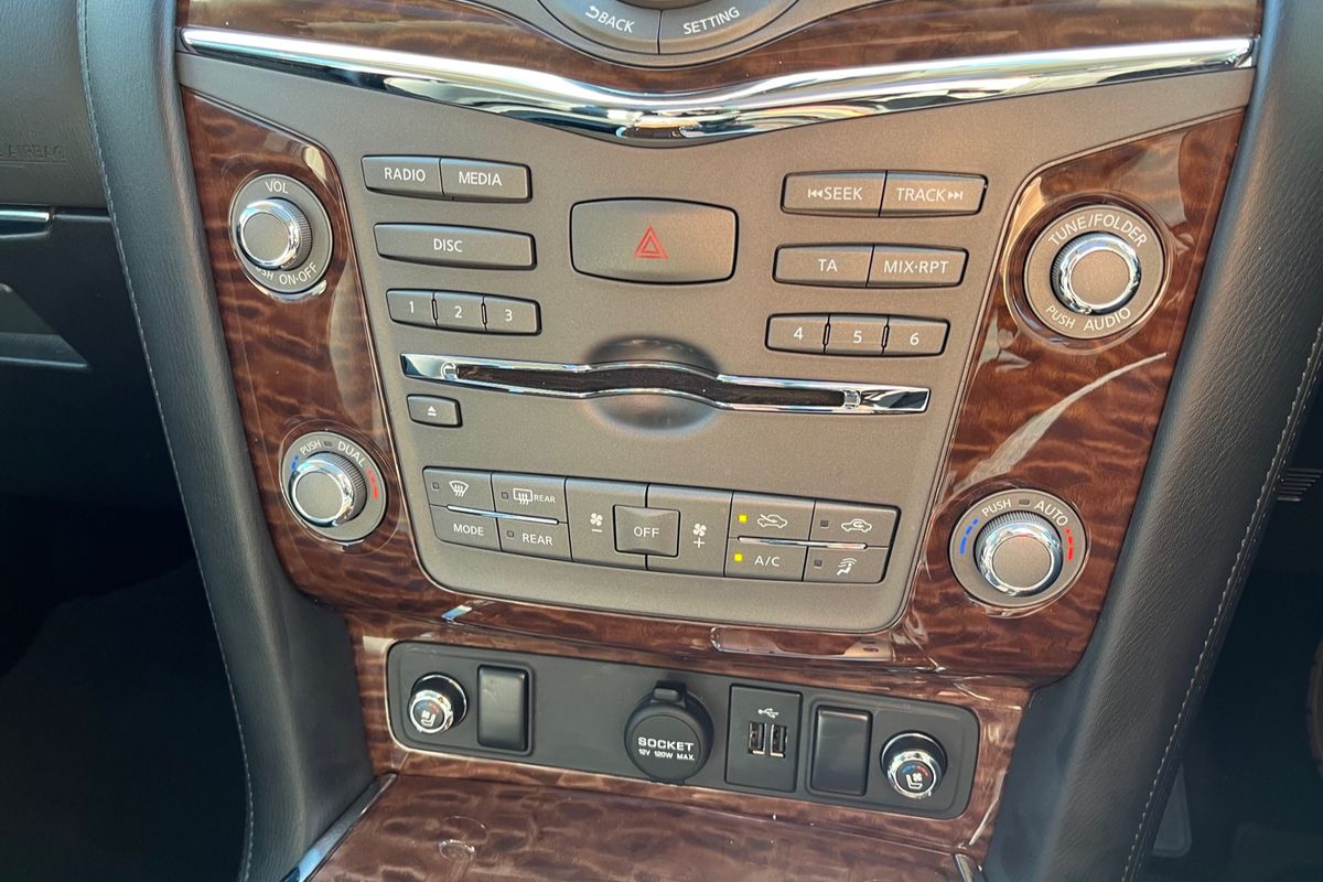 2022 Nissan Patrol Ti-L Y62
