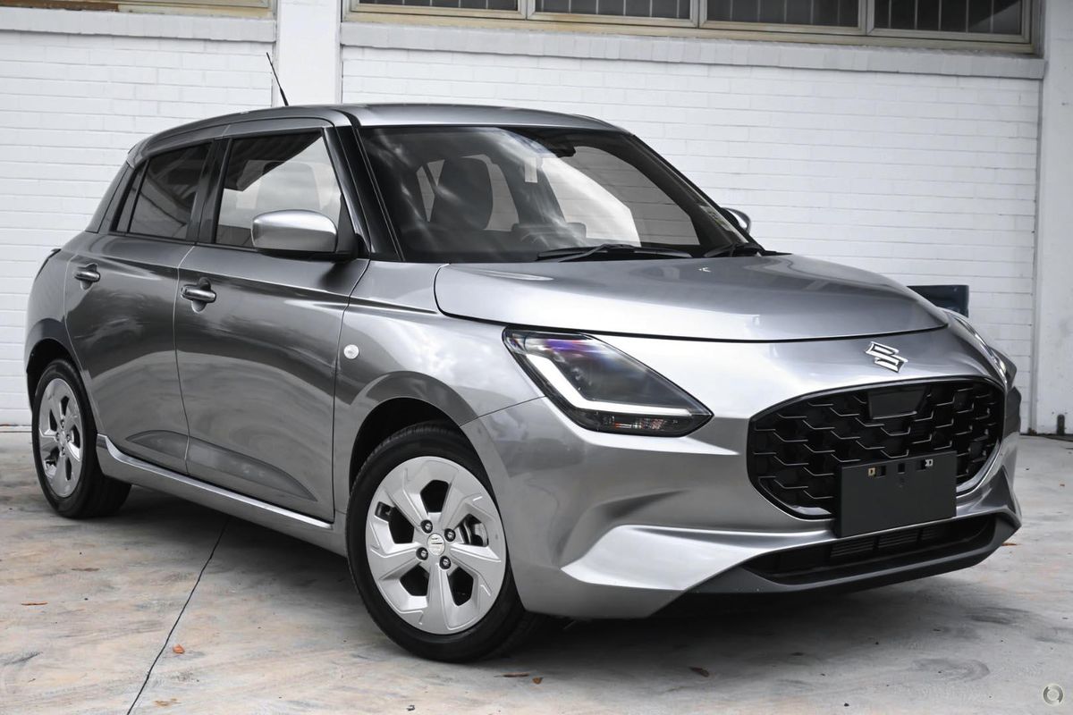 2025 Suzuki Swift Hybrid Plus UZ
