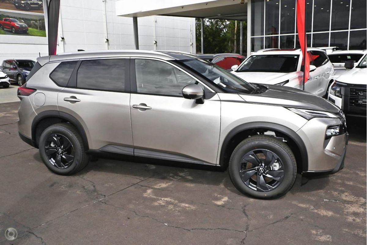 2026 Nissan X-TRAIL ST-L T33