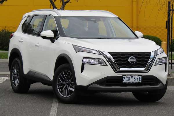 2025 Nissan X-TRAIL ST T33