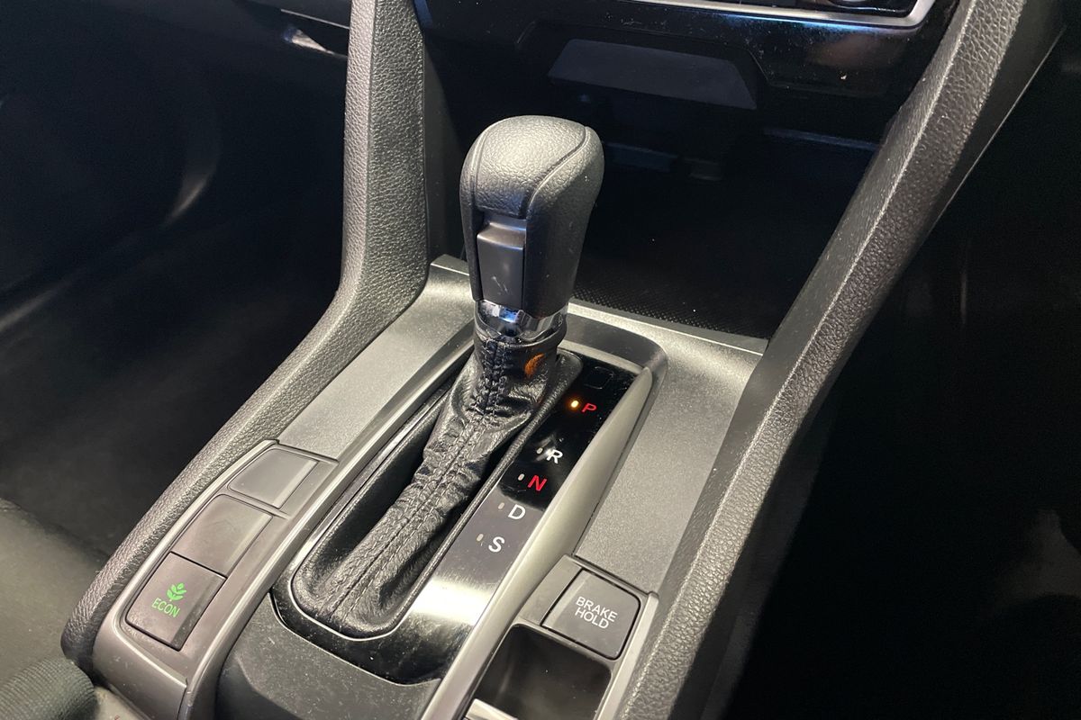 2018 Honda Civic VTi-L 10th Gen