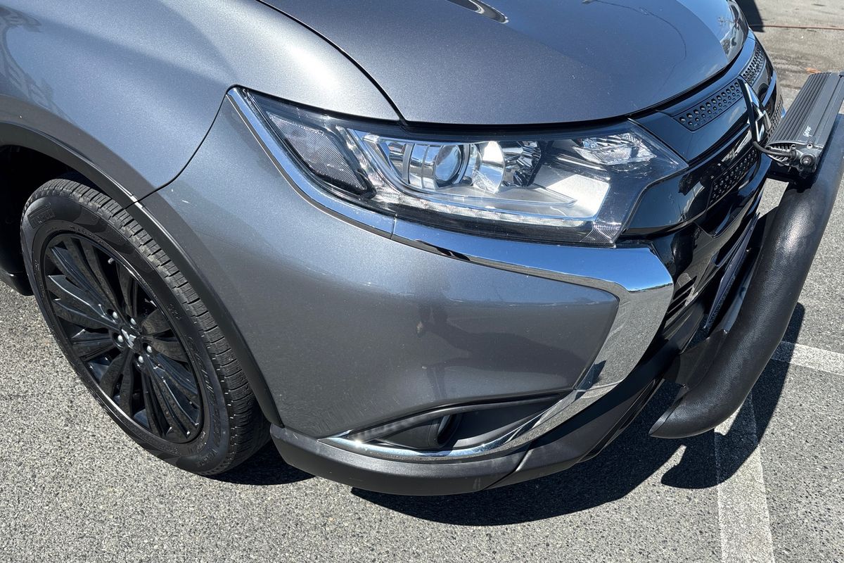 2019 Mitsubishi Outlander Black Edition ZL