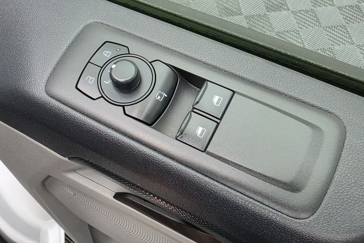 2024 Ford Transit Custom Trend 320S AV SWB Low Roof