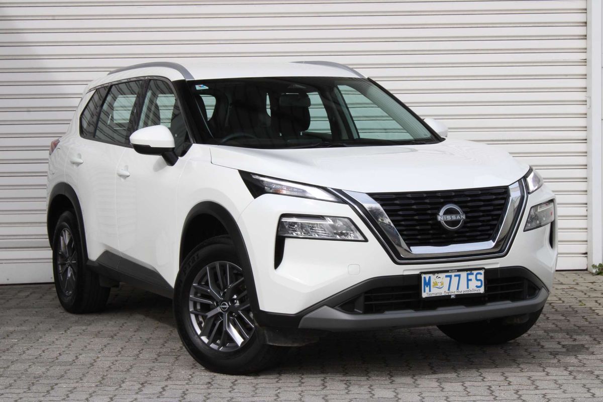 2024 Nissan X-TRAIL ST T33