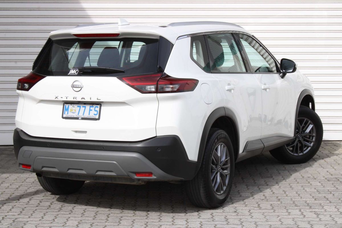 2024 Nissan X-TRAIL ST T33