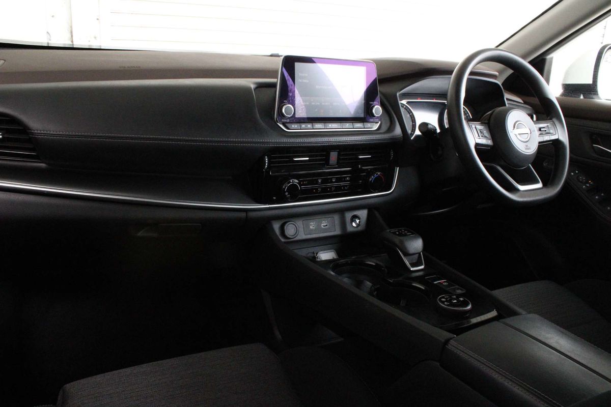 2024 Nissan X-TRAIL ST T33