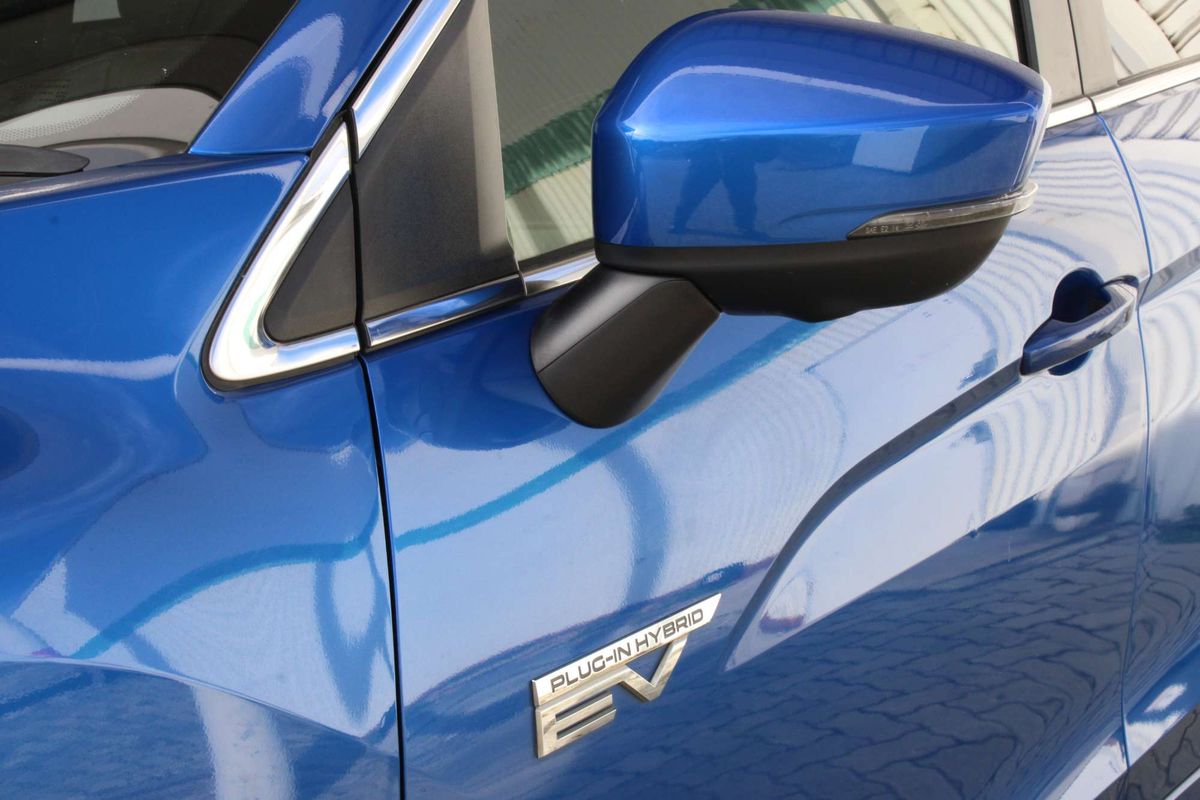 2022 Mitsubishi Eclipse Cross PHEV Exceed YB